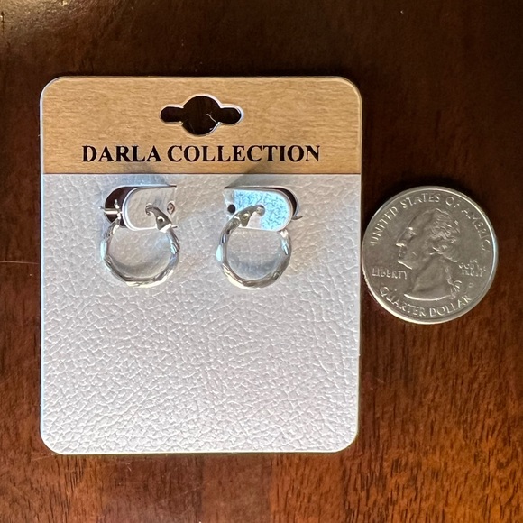 Darla Collection Silver Tone Hoop Earrings - Picture 3 of 5